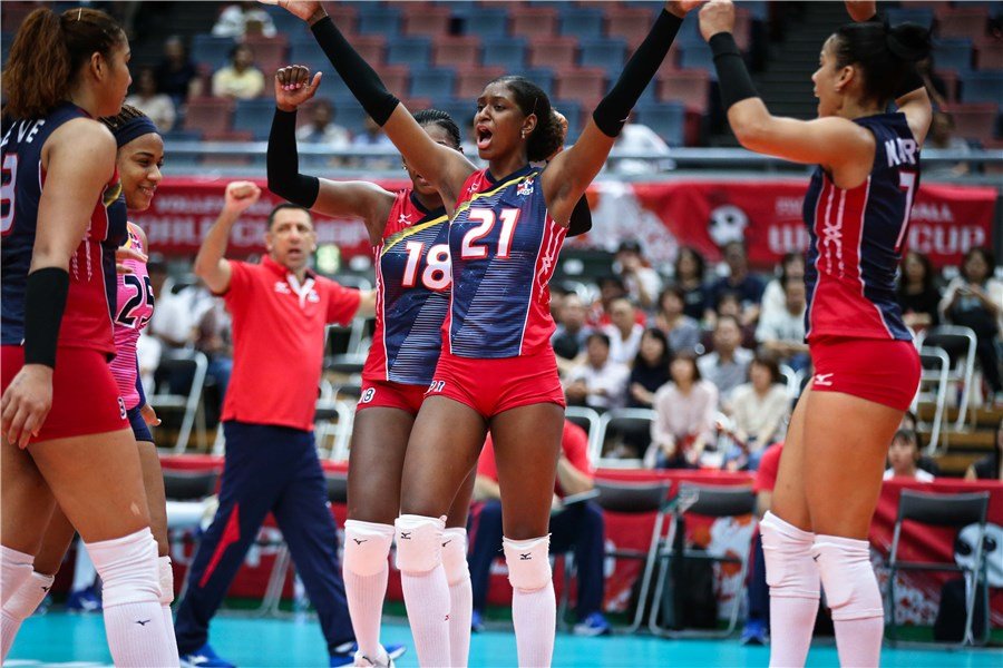  黑马逆袭淘汰卫冕冠军，爆冷震撼足坛