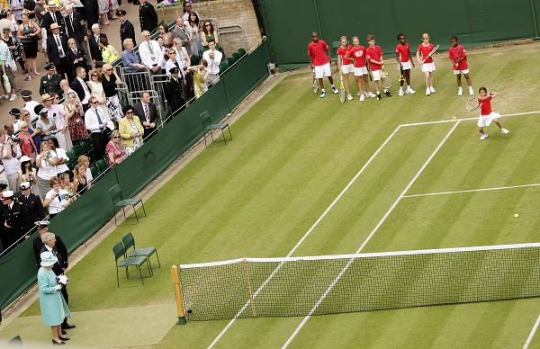  温网百年赛场迎革新，可回收材料铺设场地